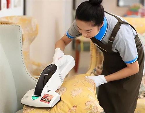 案例 上海保姆在雇主家洗澡摔伤,起诉雇主索赔28万,法院这样判